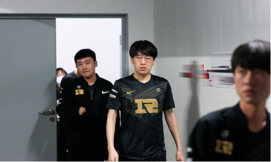 个防守体系 个防守体系