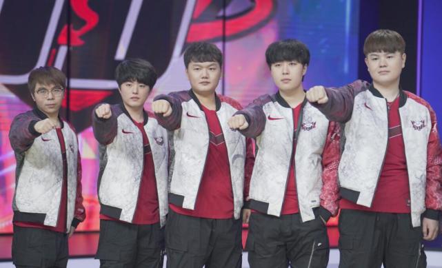 病背后的深 病背后的深