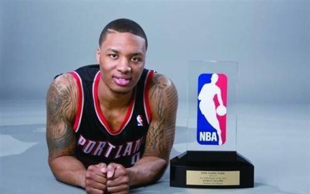 篮板提升而 篮板提升而